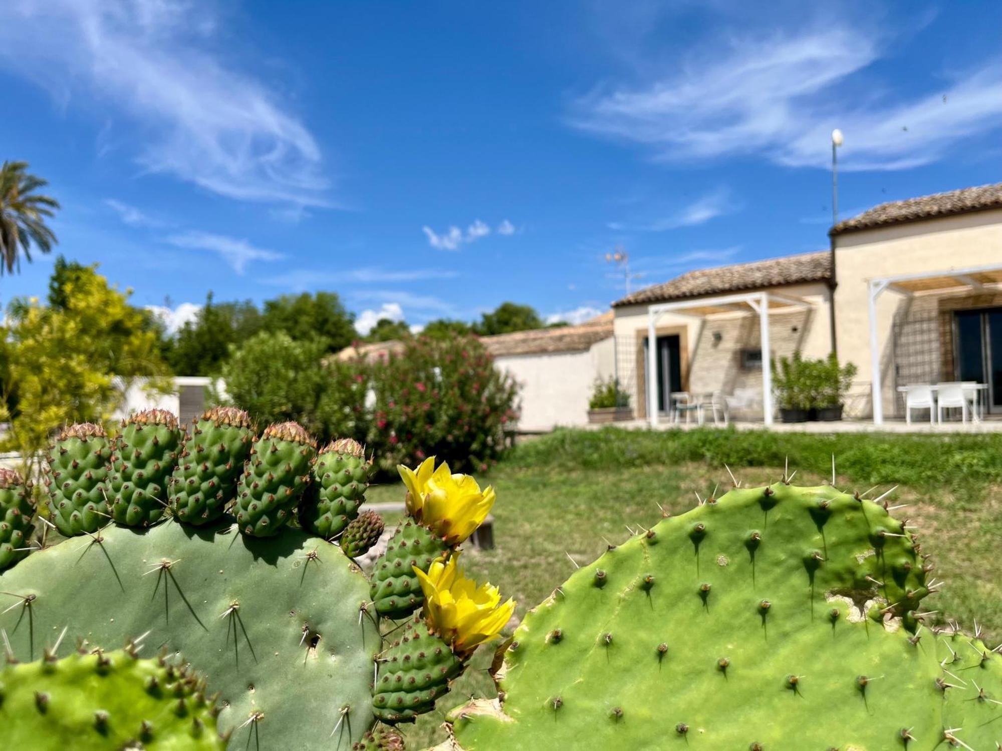 Bed and Breakfast Dimora Di Dante Chiaramonte Gulfi Exterior foto